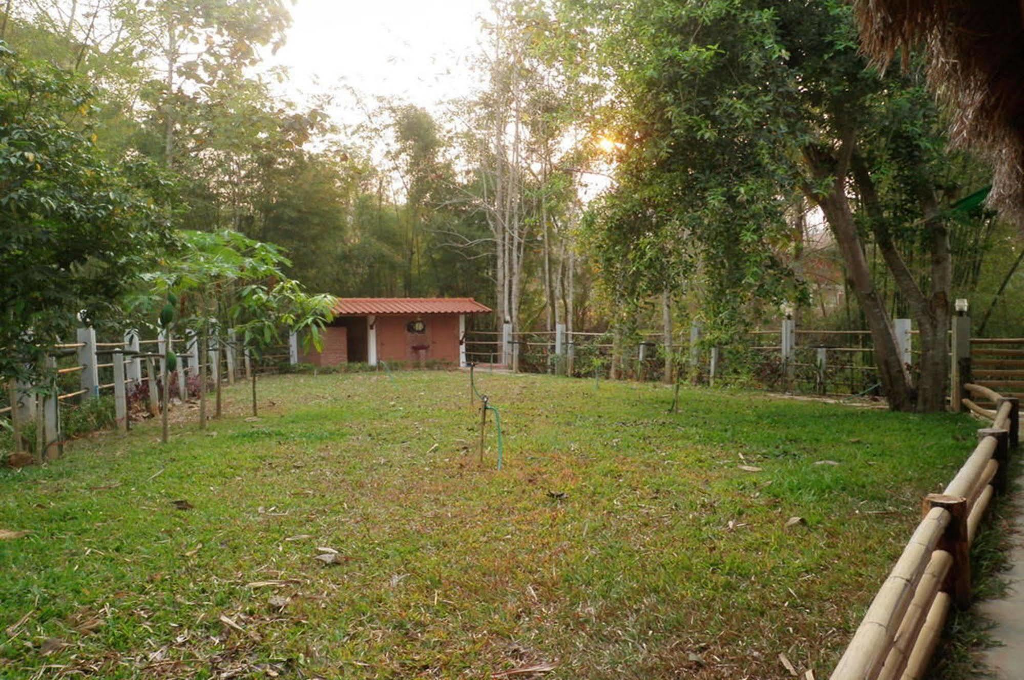 Rim Nam Kong Homestay Pak Chom Dış mekan fotoğraf